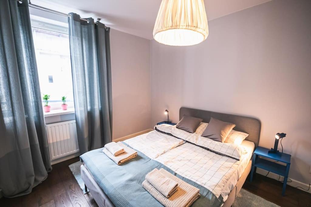 Nowoczesny 3 Pokojowy Z Dwoma Balkonami Apartament *