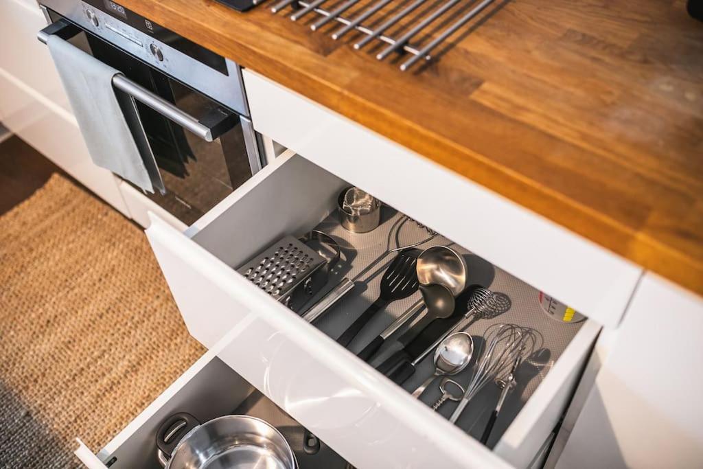 Apartament Nowoczesny 3 Pokojowy Z Dwoma Balkonami