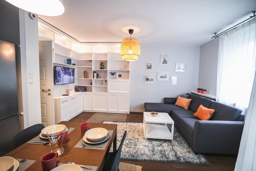 Nowoczesny 3 Pokojowy Z Dwoma Balkonami Apartament Kraków